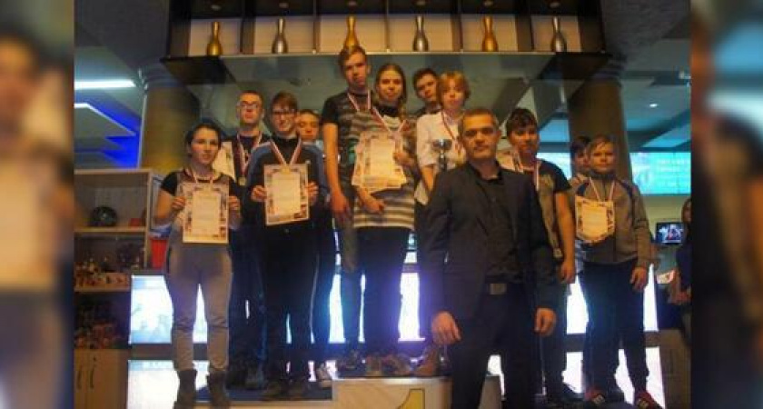 Турнир по боулингу «Золотая кегля» прошел в Новороссийске