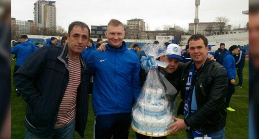 Во время сборов у нападающего «Черноморца» родился сын