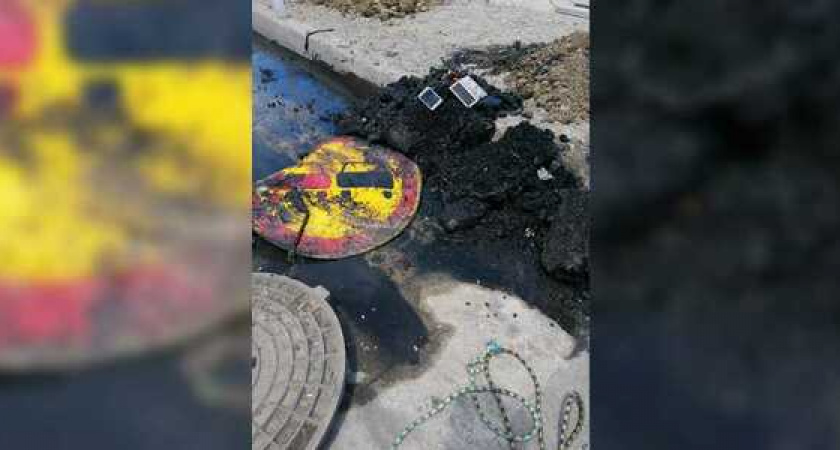 В Новороссийске в канализационном коллекторе обнаружили дорожные знаки и остатки асфальта