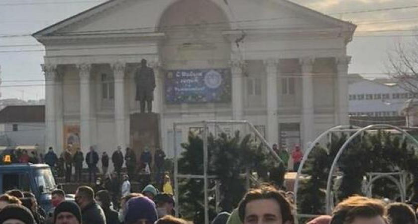 Стало известно, сколько митингующих задержали в Новороссийске 23 января