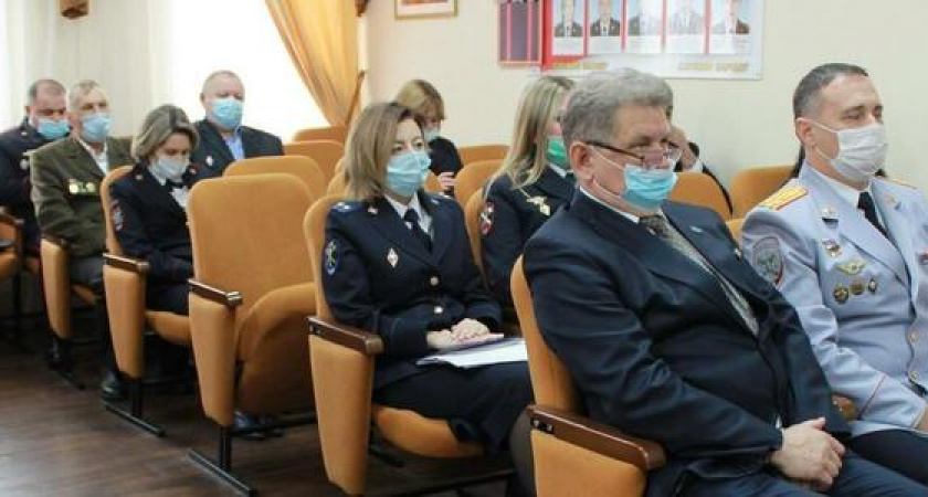 В Новороссийске прошли торжественные мероприятия по случаю 103 годовщины со дня образования транспортной полиции России