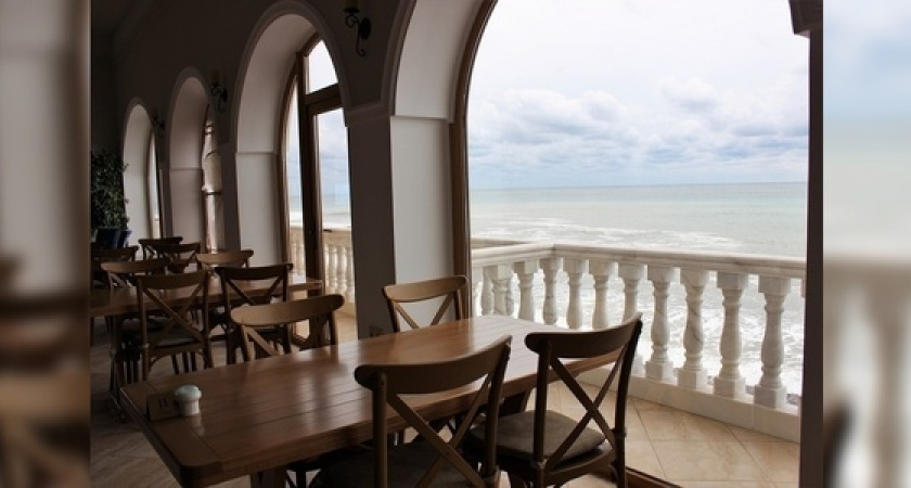 Новый ресторан Bellissimo в Новороссийске: лучший панорамный вид на море — только для вас!