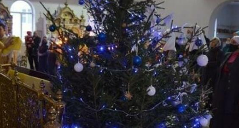 На Рождественские службы в храмы Новороссийска будут пускать только в масках