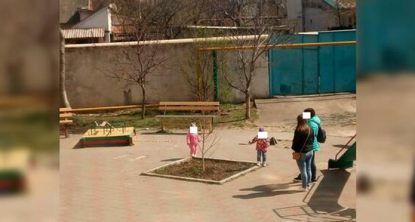 Карантин на крышах и детских площадках: жители Новороссийска жалуются, что далеко не все соблюдают режим