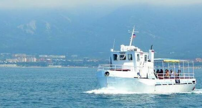 Таинственное исчезновение: в Геленджике пропал водитель катера, спасая пассажиров