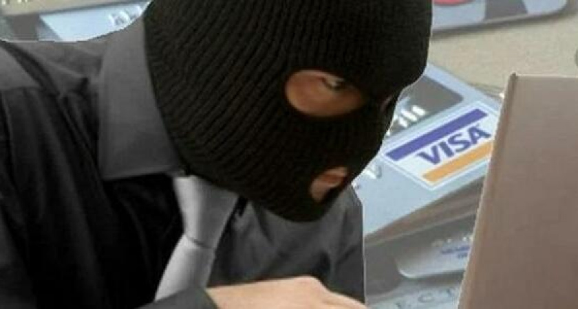 Полицейские Новороссийска задержали кибермошенника, который провернул более 50 афер