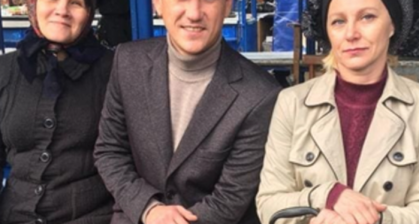 Звезда фильма «Стиляги» Антон Шагин был замечен на Центральном рынке Новороссийска