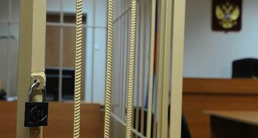 За взятку таможеннику из Новороссийска осужден директор крупной логистической компании