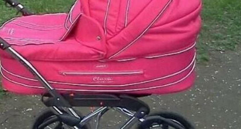 У жительницы Новороссийска во время прогулки с ребенком украли коляску