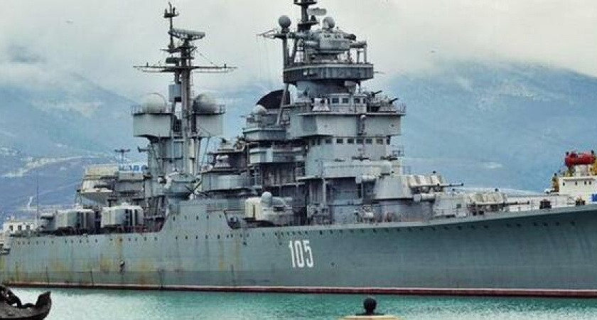 В Новороссийске отложили ремонт крейсера «Михаил Кутузов» на неопределенный срок: на работы требуется от 180 миллионов до 6 миллиардов рублей