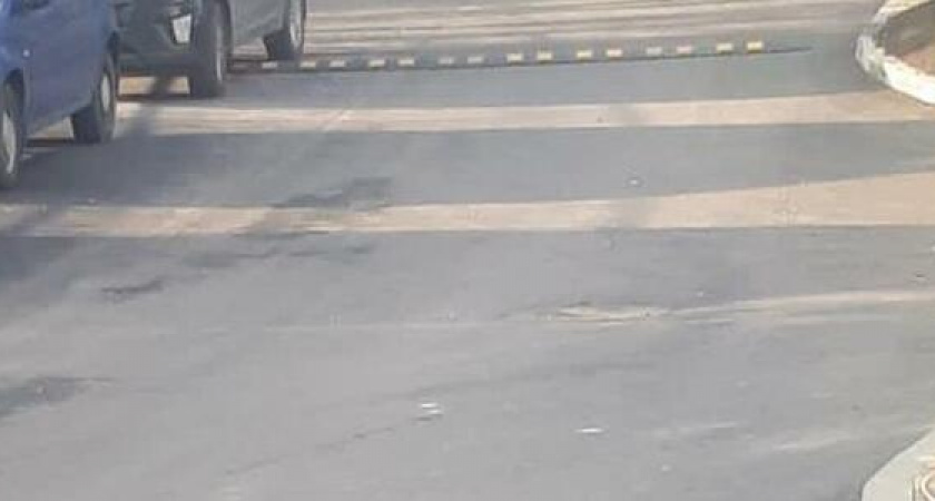 9 "лежачих полицейских" в одном дворе: жители Новороссийска возмущаются количеством новых неровностей