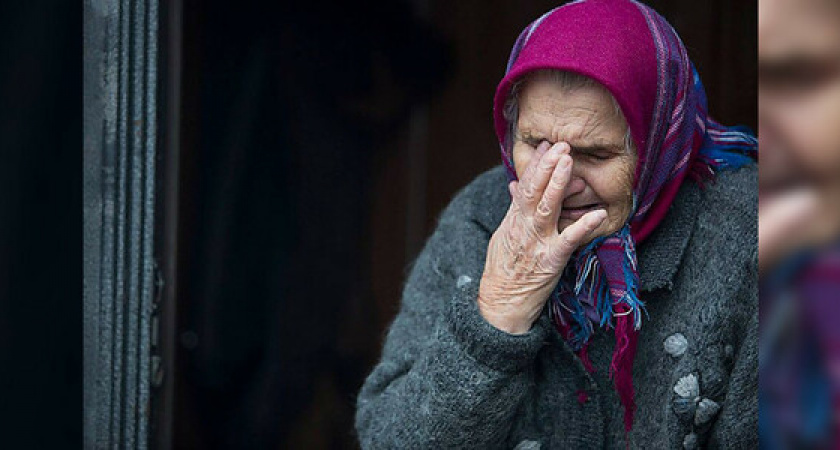 Двое под видом гадалок в Новороссийске обокрали пенсионерку при помощи носовых платков