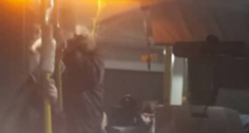 В Новороссийске водитель маршрутки нахамил ребенку-инвалиду с проездным билетом