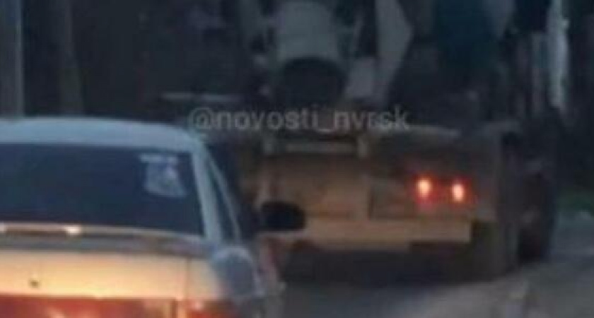 Жители Новороссийска пожаловались, что миксеры проливают бетон на дороги