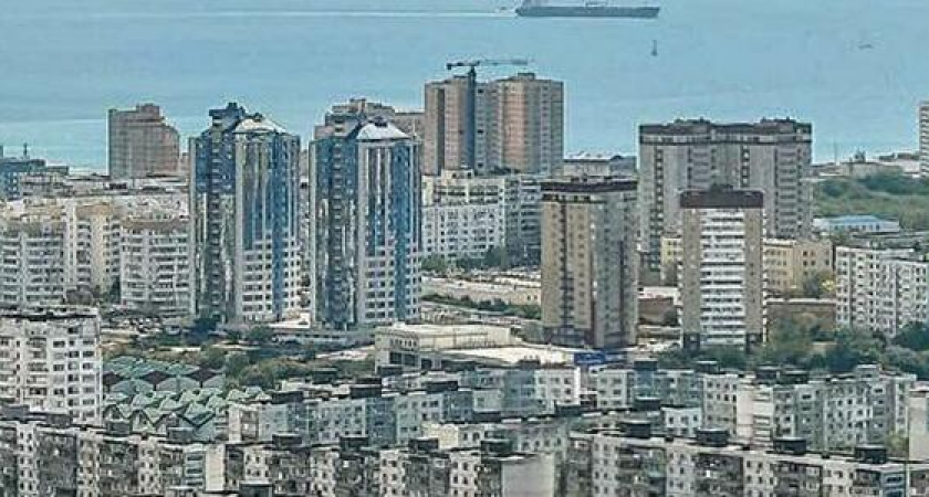 В Новороссийске застройщик решил вместо планируемых 17 и 16-этажек возвести 22-этажки