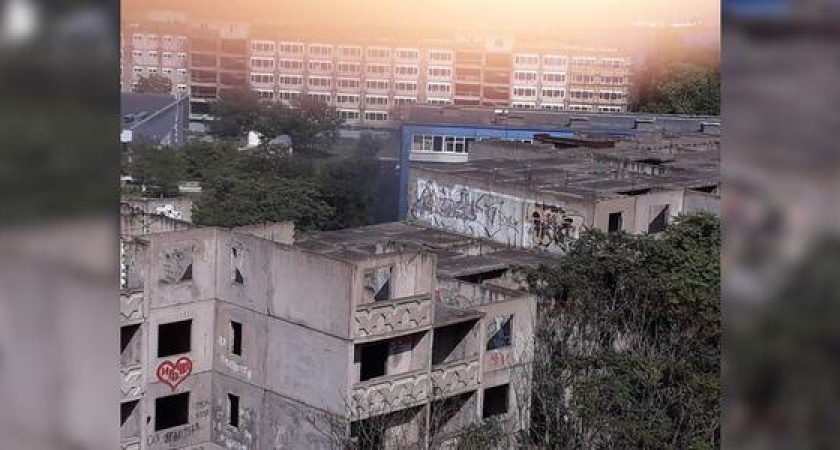 Подростки устроили поджог в недострое на улице Молодежной