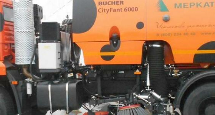 В Новороссийске имитирует работу даже уборочная техника