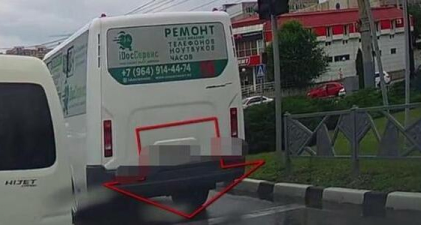 «Они рискуют нашими жизнями!»: водители такси и автобуса ездят на красный свет в Новороссийске