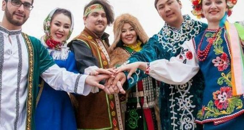 Что думают о России люди разных национальностей