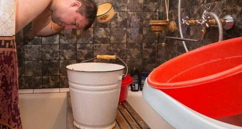 Делаем запасы! Под Новороссийском тысячи жителей на сутки останутся без воды