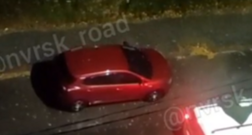 Ночные гуляния: в Новороссийске мужчина прыгнул на крышу проезжающего автомобиля