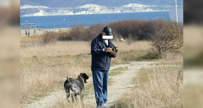 «Я подбежала к нему и получила удар в грудь!»: на Суджукской косе произошел конфликт между владельцами собак