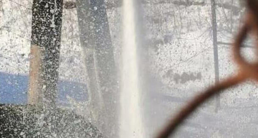 На Неберджаевском водохранилище прорвало трубу