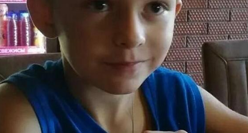 9-летний Тимофей Старков из Новороссийска попал под КамАЗ. Мальчик выжил, но лишился ноги. Ребенку нужен дорогой протез