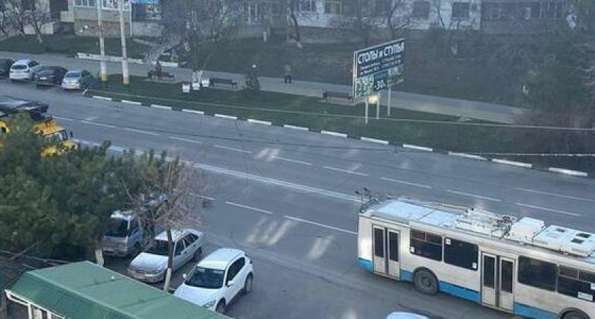 В Новороссийске произошел обрыв троллейбусной линии