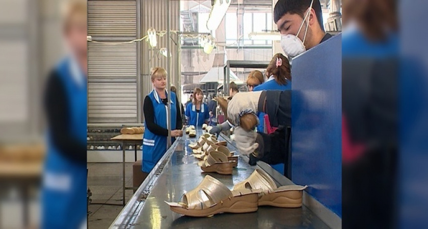 К концу года на новороссийской обувной фабрике откроется новый цех по производству обуви из натуральной кожи