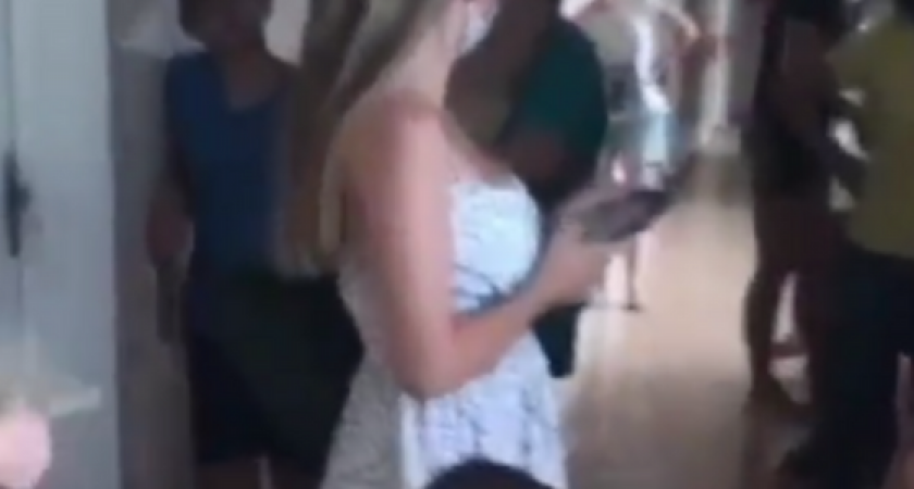 «Это ад на земле!»: жители Новороссийска жалуются на сумасшедшие очереди и духоту в 5-й поликлинике Новороссийска