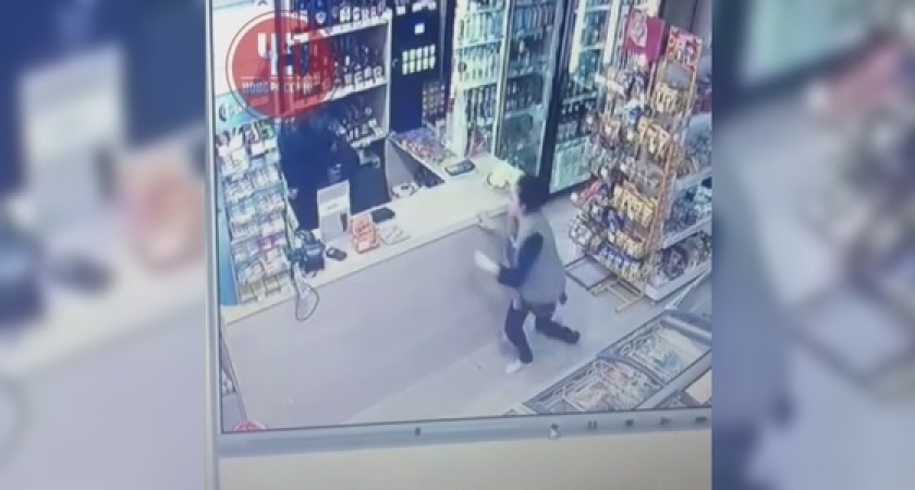 «Напали на продавца и обчистили кассу»: полиция раскрыла ограбление круглосуточного продуктового магазина в Новороссийске