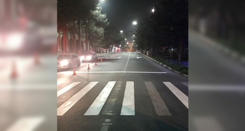 В ночное время в Новороссийске обновляют дорожную разметку: список улиц, где проводятся работы