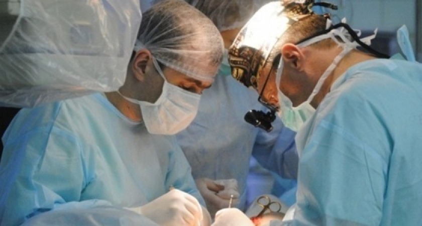 Кубанские врачи спасли девочку, которой ветка проткнула грудную клетку