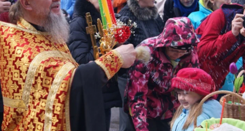 Где новороссийцы смогут осветить куличи на Пасху: расписание праздничных богослужений