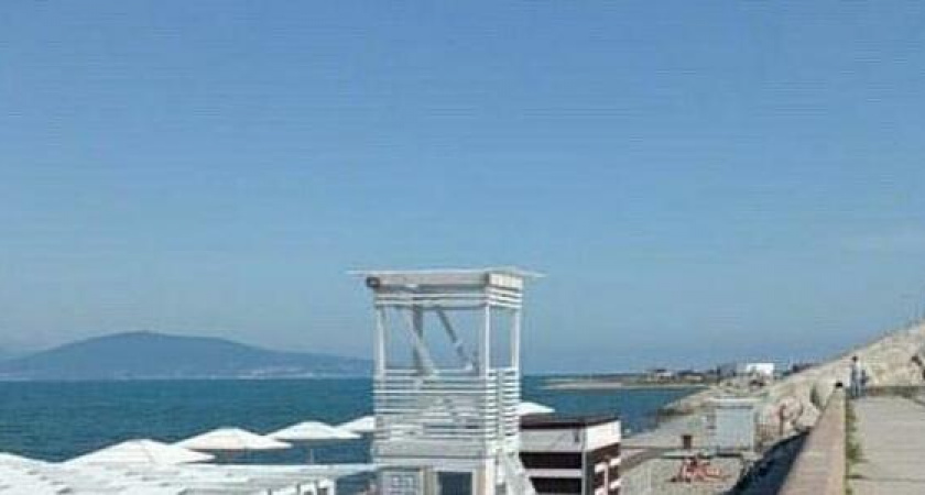 В Новороссийске рядом с мемориалом «Малая Земля» оборудовали пляж