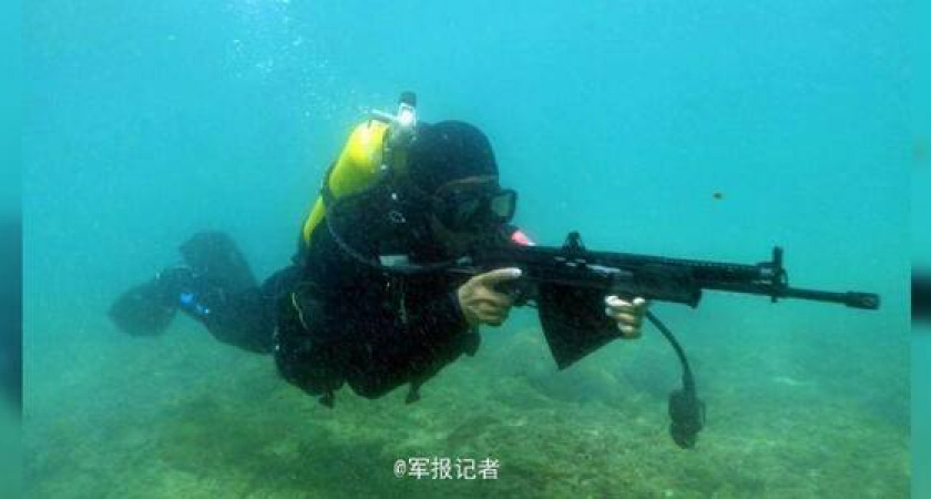 Военнослужащие Новороссийской военной морской базы отразили условную атаку подводных диверсантов