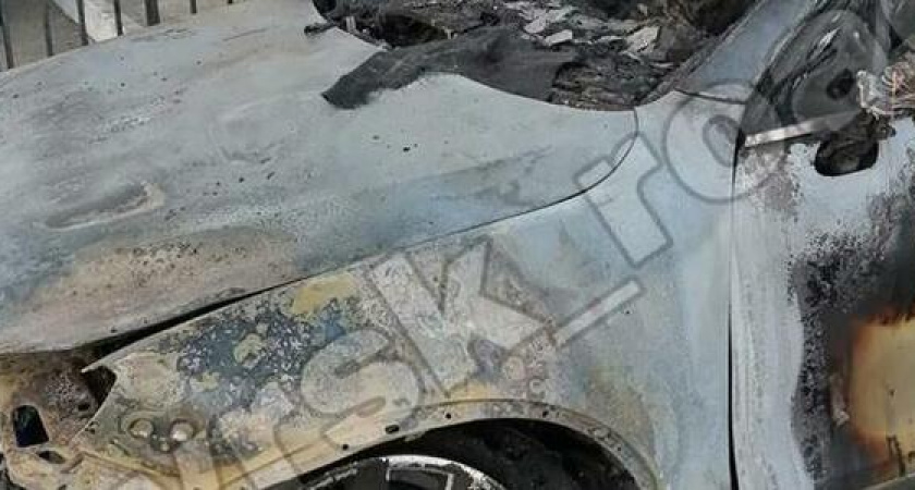 В Новороссийске неизвестные подожгли автомобиль