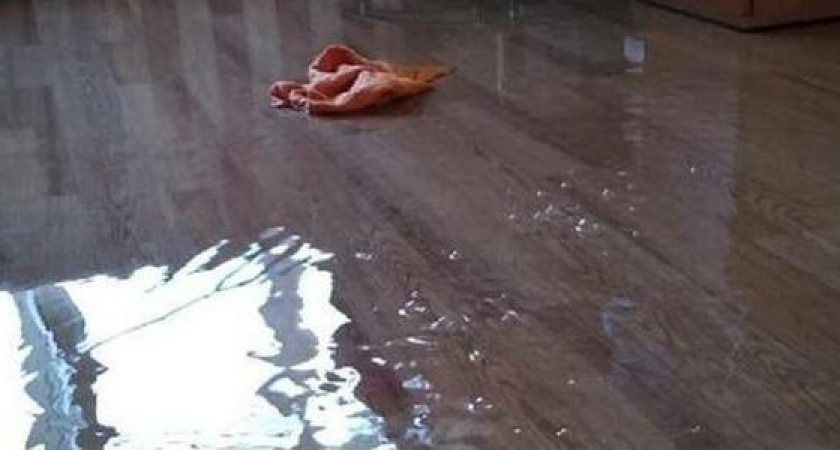 «Дали отопление, у соседей потекла труба, вода хлынула к нам в квартиру!: новороссийка рассказала, как у нее начался отопительный сезон