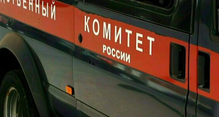 «В руке женщина держала телефон». Новороссийцы обнаружили на лавочке тело молодой женщины