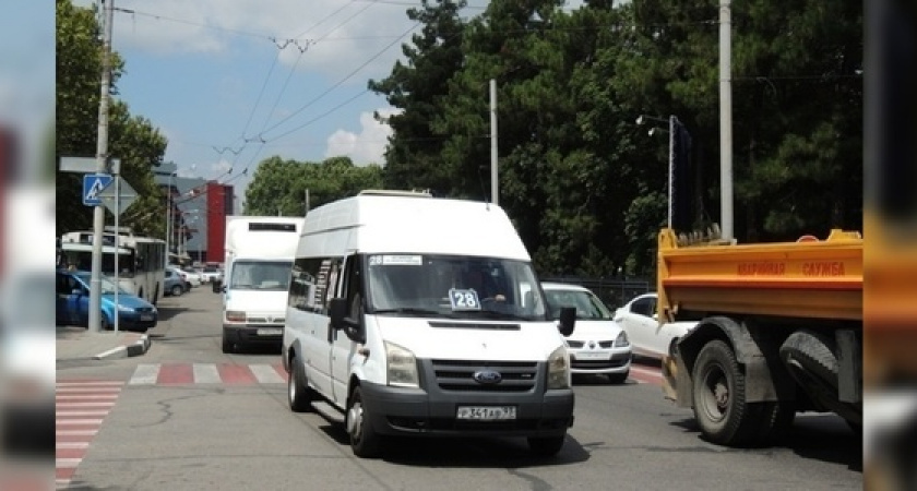 В новороссийских маршрутках пассажирам начали выдавать чеки