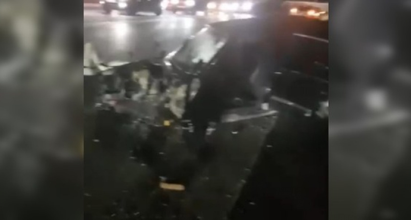 «Машину разорвало в клочья»: на видео попали последствия ДТП в Новороссийске