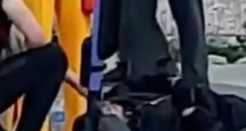 Набережная Новороссийска становится опасным местом: на велодорожке столкнулись два парня на самокатах