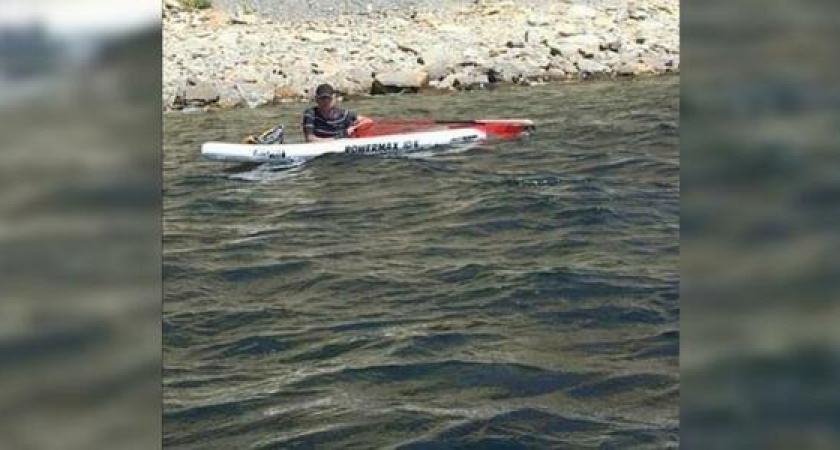 Новороссийские спасатели помогли сап-серферу вернуться на берег