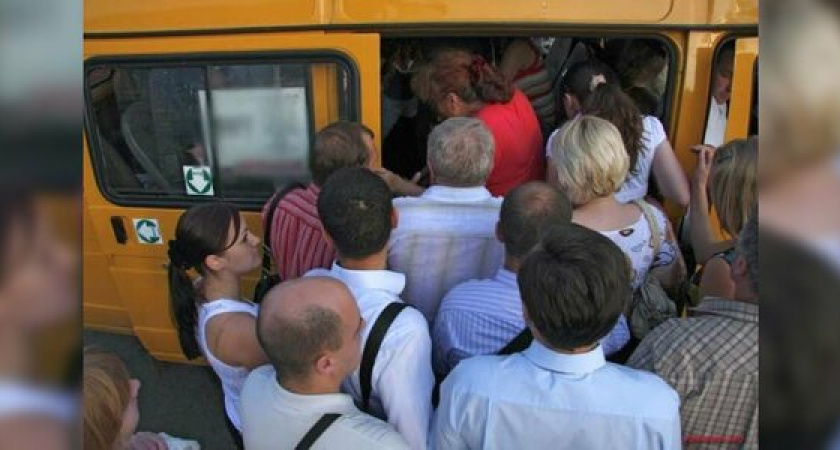 «Те, кто живет и работает на Шесхарисе, — тоже люди!»: новороссийцы пожаловались на нехватку общественного транспорта, идущего в Восточный район