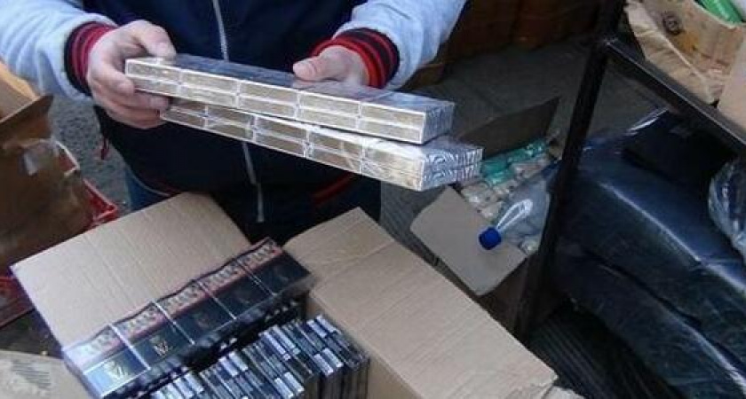 Полицейские Новороссийска изъяли 2000 пачек контрафактных сигарет