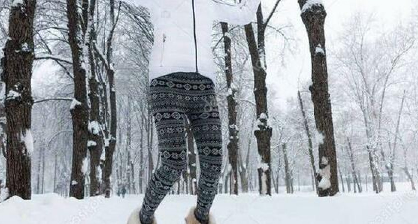 Пробежка в шортах, купание в море и безудержный дрифт: безумные забавы новороссийцев снежной зимой