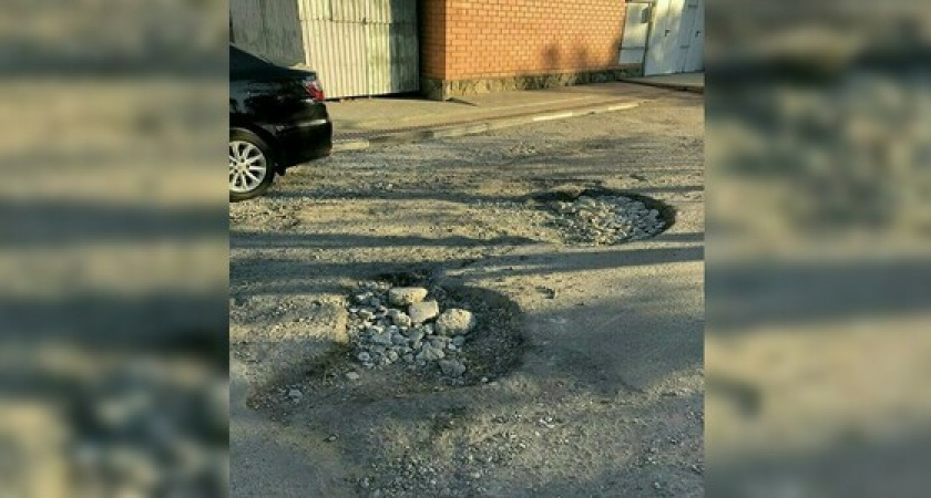 «Эта дорога уже не дорога, а окоп какой-то!»: жители одной из улиц 8-й щели пожаловались на «кошмарную» дорогу