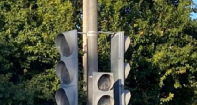 В Новороссийске до конца года установят еще три новых светофора: адреса