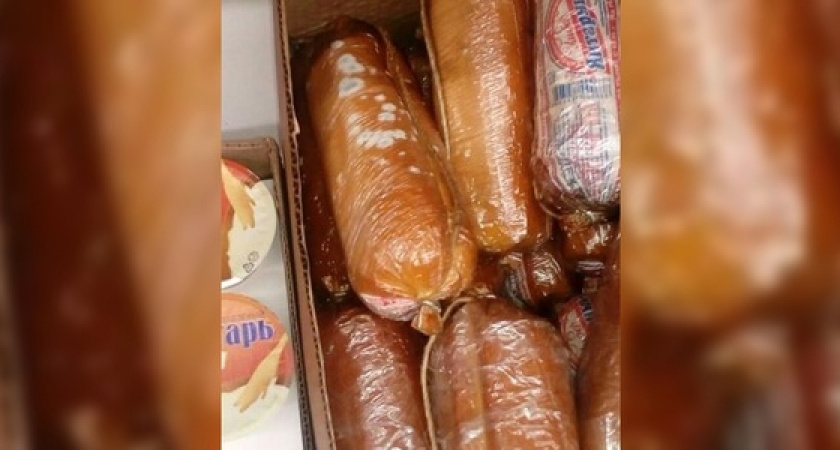 «Благородная голубая плесень!»: жительница Новороссийска обнаружила испорченный колбасный сыр в одном из сетевых супермаркетов города